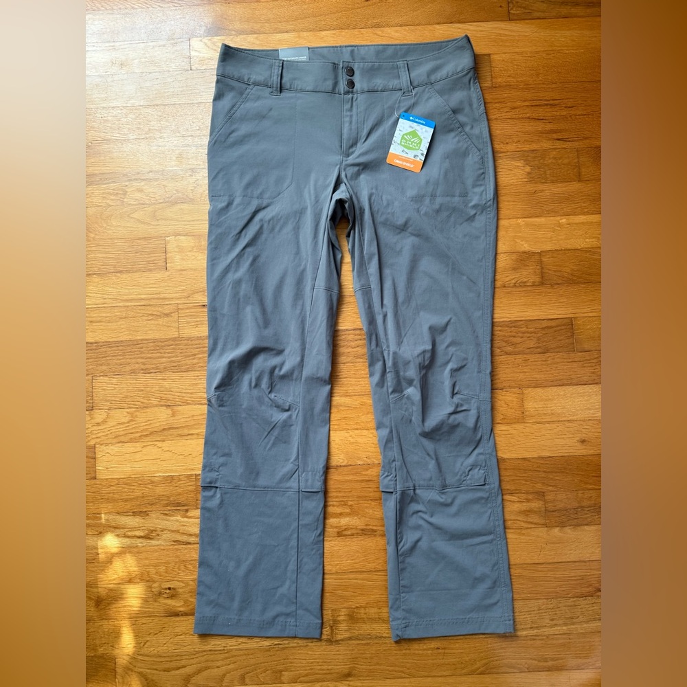 Columbia Women's Gray Straight Leg Pants